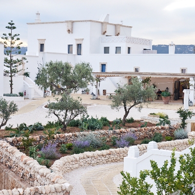 Honeymoon News: Masseria Calderisi in Italy is open for its first full season