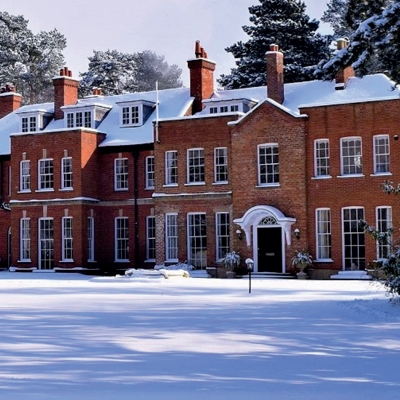 Wedding News: Discover Woodhall Spa Manor in Lincolnshire